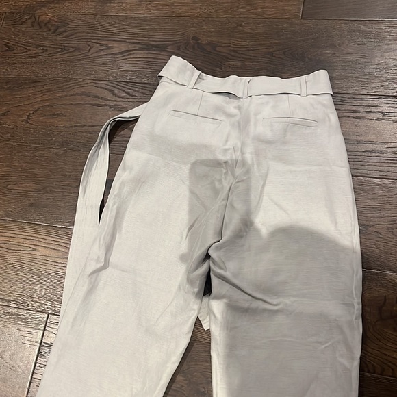 Wilfred Jallade Linen Tie Front Pant. Size 2. Silver skin grey. - Picture 3 of 3